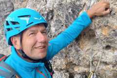 042c4afa-a490-47c5-b3a2-1cad7dffe869