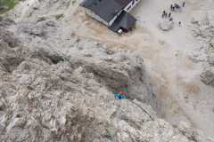 cc31b7eb-4440-4780-b66e-b07519cf59ac